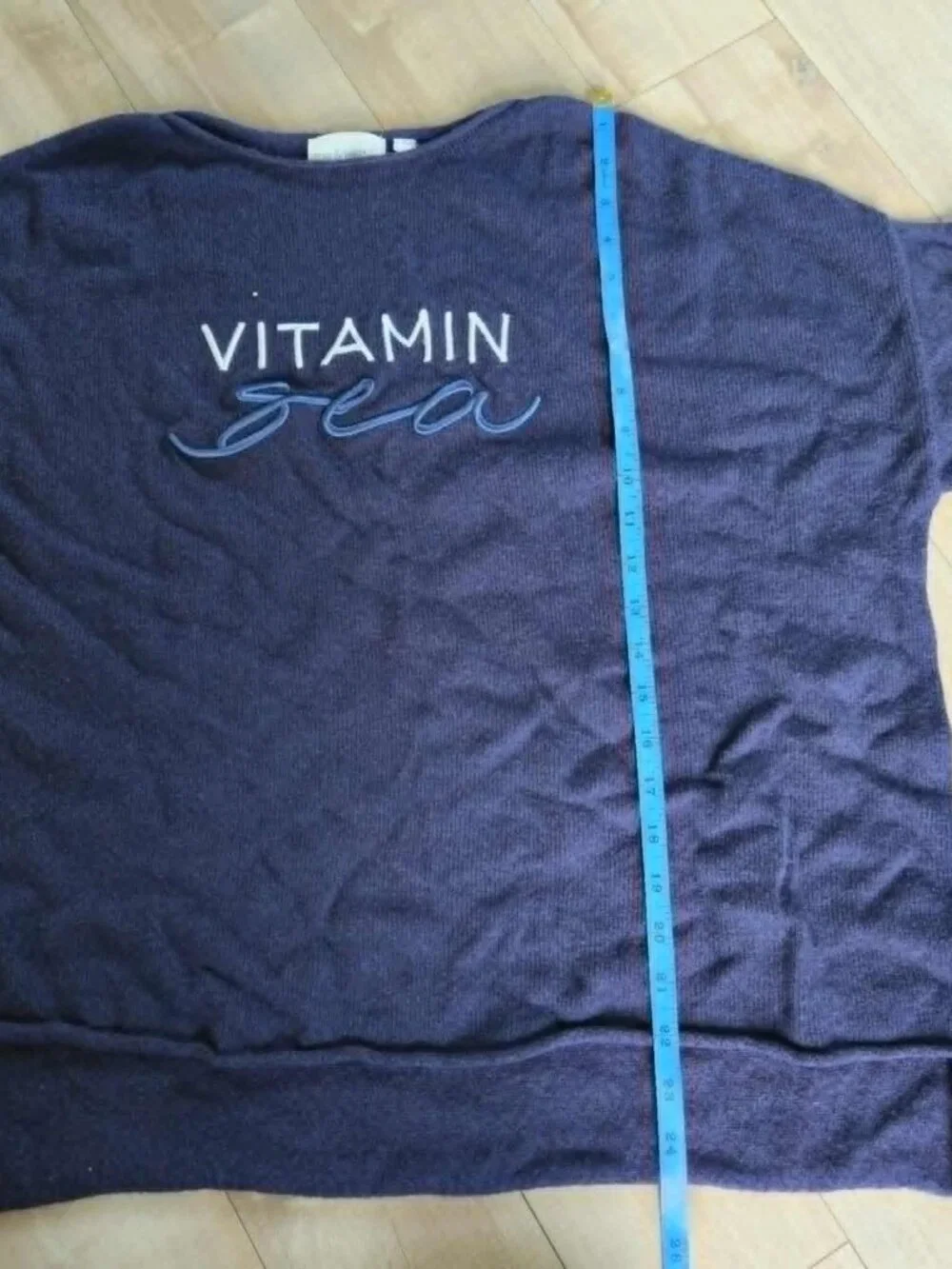 Mia & Tess "Vitamin Sea" Embroidered Sweatshirt | Large - Picture 3 of 7